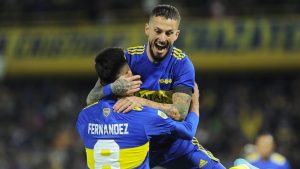 Boca recibe a Corinthians: hora, formaciones y TV