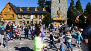 La Fiesta del Chocolate llega a su fin: música, color y mucho sabor en Bariloche