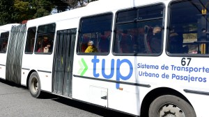 La falta de gasoil pone en alerta al transporte público de Bariloche