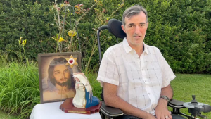 Emotivo mensaje de Esteban Bullrich por Pascua: “Hay esperanza, incluso en la oscuridad más grande”