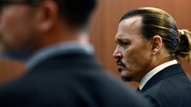 En todo momento Depp negó haber golpeado a su exposa Amber Heard. 

Foto: AP 