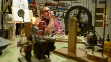 Horacio había llegado hace 30 años a Roca y ya jubilado, dedicó tiempo a su taller y a su familia. (foto: archivo)