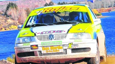 Gustavo Rojas es el líder de la Clase A-5 del Rally Neuquino que cumplirá la segunda fecha del certamen en Picñun Leufú. Gentileza.