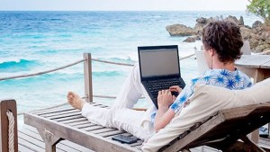 Desconectarse: la mayoría de los argentinos no pudo olvidarse del trabajo ni en vacaciones