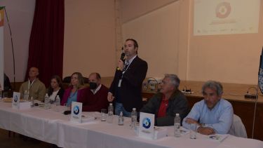 El superintendente del DPA, Fernando Curertti, presidio la presentación del libro. Foto: Juan Muñóz.
