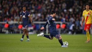 Con un golazo de Messi, PSG empátó con Lens y se consagró campeón de la Ligue 1