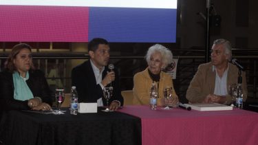 Estela de Carlotto presentó la diplomatura en Derechos Humanos en Neuquén (foto Oscar Livera)
