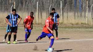El golazo olímpico de Guido Altamirano por la tercera fecha de la Liga Confluencia