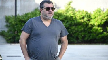 Mino Raiola es conocido como "El rey" de los representantes del fútbol. 