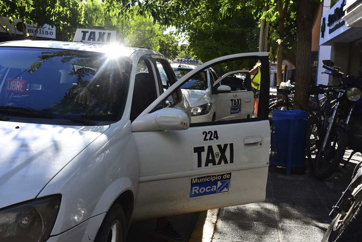 A partir de diciembre viajar en taxi será más caro. Foto Andrés Maripe/Archivo