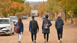 Volver al pueblo, proponen entregar terrenos a jóvenes que regresen a vivir al norte neuquino