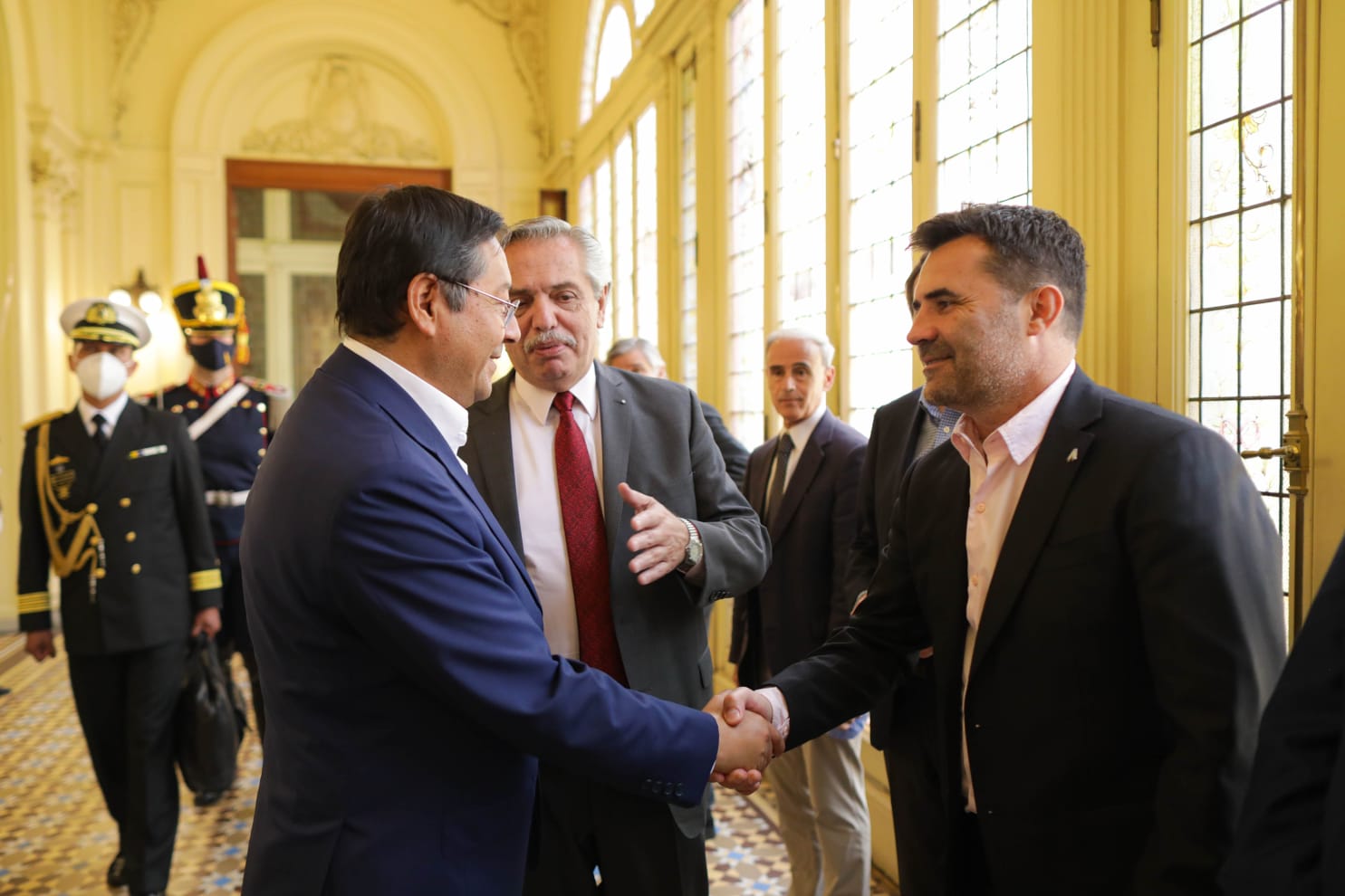 El secretario de Energía Darío Martínez participó del encuentro con el presidente de Bolivia, Luis Arce. Foto: Gentileza.