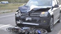Imagen de Iba en moto y murió tras un accidente con una camioneta en la Ruta 22