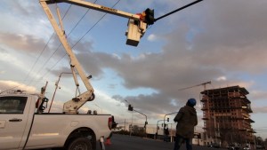 Lo que dejó el viento y la nieve en Neuquén:  voladuras de techos y rutas intransitables