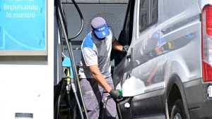 En el inicio de las vacaciones, aumentaron los combustibles en la zona cordillerana