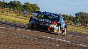 Benjamín Ochoa dio la nota zonal en Viedma y Reutemann ganó en el Top Race