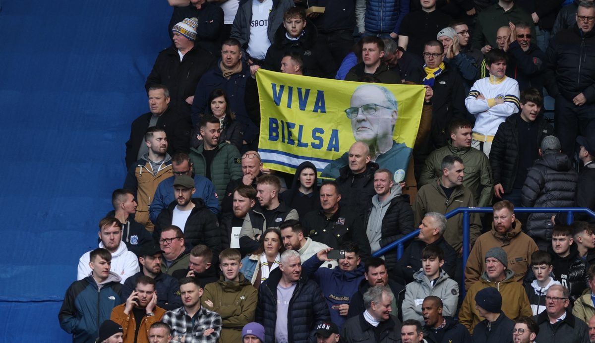 A pesar de los malos resultados de la temporada, Bielsa se convirtió en el gran ídolo de Leeds.