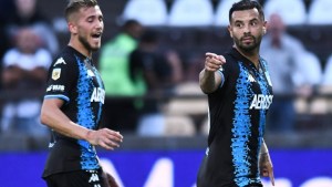 VAR sobre la hora, penal de Cardona y séptima victoria seguida de Racing