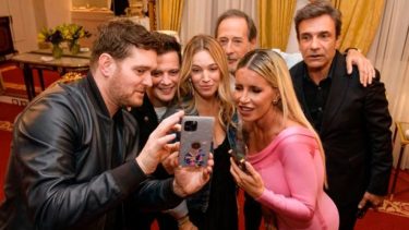 Ya sin Érica Rivas, el elenco se reunió otra vez para dar la noticia a sus fanáticos.-