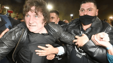 El fin de semana, Javier Milei fue visto en Mendoza usando un chaleco antibalas.