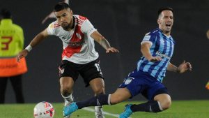 Paulo Díaz: «es imposible contra 11 tipos metidos en el área»