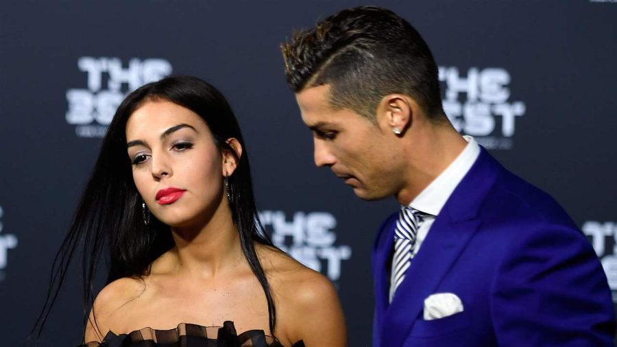 Georgina Rodríguez y Cristiano Ronaldo intentan superar juntos el triste proceso.-