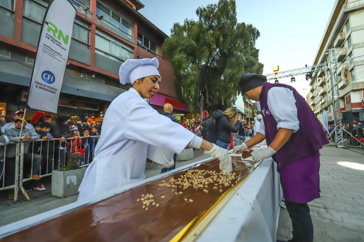 los trabajadores chocolates piden a las empresas un plus como el que cobran los gastronómicos. (foto de archivo)