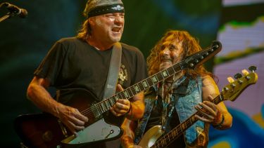 La Renga suspendió su show de hoy en La Plata: «Chizzo se encuentra con fiebre»