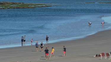 Alojarse en departamentos y complejos de Las Grutas saldrá hasta un 100% más caro este verano, con respecto a la temporada anterior