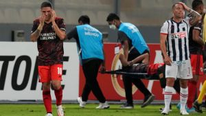 River confirmó que Rojas sufrió fractura de tibia y peroné, y será operado en Buenos Aires