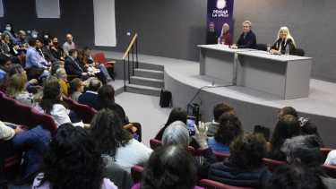 El acto de lanzamiento del espacio Pensar la UNCo se llevó adelante este mediodía en Neuquén. Foto: Yamil Regules