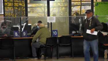 Las oficinas para pagar los impuestos provinciales permanecen cerradas este viernes. Foto: archivo Matías Subat.