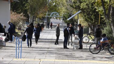 Según el estudio, el desafío que enfrenta la industria es contar con personal calificado. Foto: Archivo Yamil Regules.
