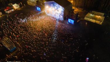 Anoche cerró la fiesta del Pehuén en Alluminé. El sábado tocaron Bersuit Vergarabat y Banda XXI, entre otros artistas. Fotos: Prensa Turismo Aluminé.