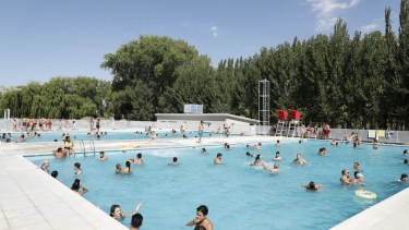 El hecho ocurrió en las piletas del gremio en Plottier. (Foto: gentileza)