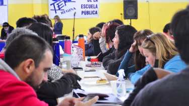 En Roca hoy sesionará el Congreso de Unter para definir la aceptación o rechazo a la propuesta salarial.