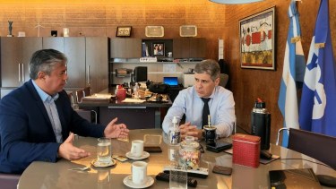 El encuentro se dio en la sede que la petrolera nacional tiene en Puerto Madero. (FOTO: Gentileza)