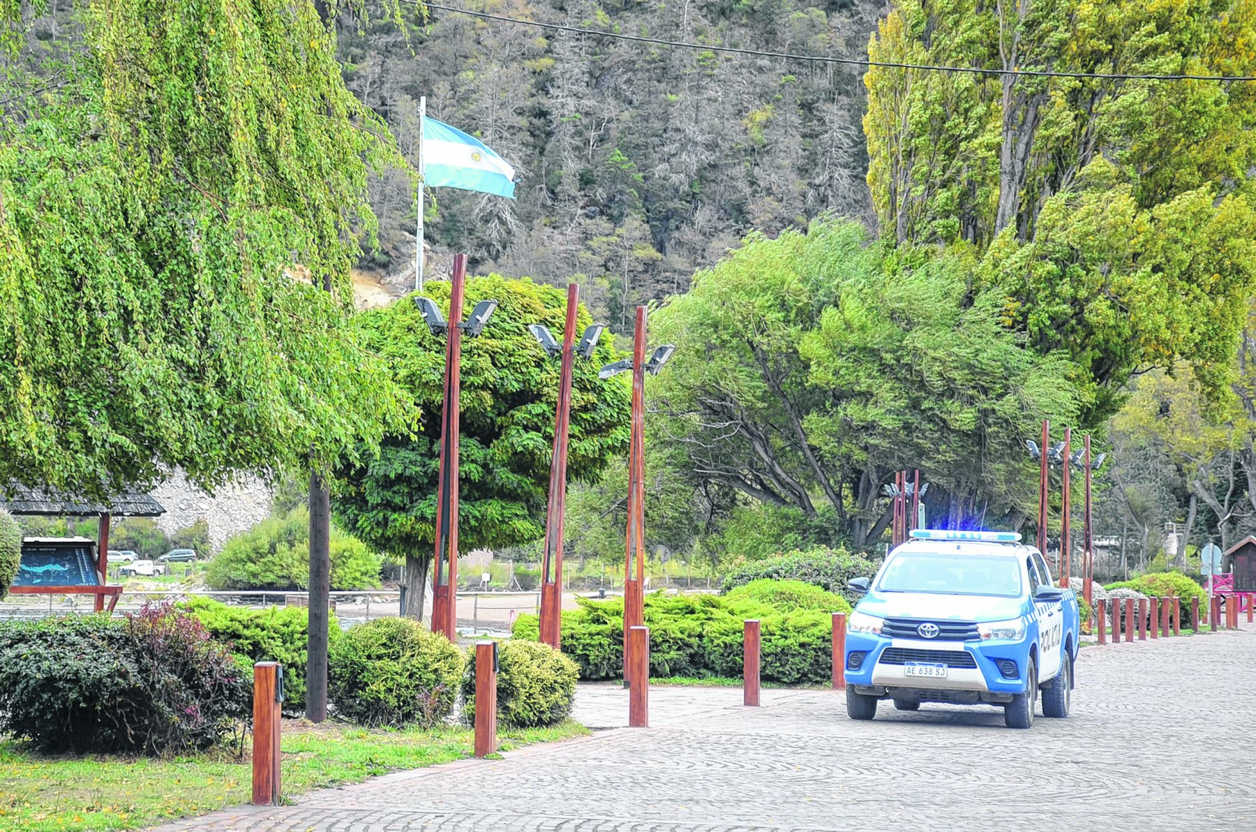 Hallan un cuerpo sin vida en un canal de San Martín de los Andes