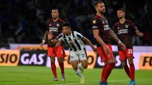 River no pudo con Talleres y cayó por 1-0 en Córdoba
