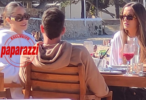 Tini y De Paul ya no se esconden, pero eligieron Ibiza para mostrarse juntos.-