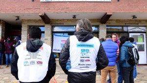 Paro de Unter: en Bariloche el acatamiento es casi total y hubo protesta en Rentas