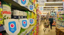 Imagen de Ante la faltante de productos, el Gobierno endurece los controles en supermercados