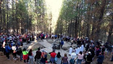 Una multitud se congregó en el parque temático de Junín de los Andes (Fm del Lago)