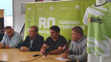 La presentación se realizó en la Cámara de Comercio de Viedma. Foto: Agencia Viedma.