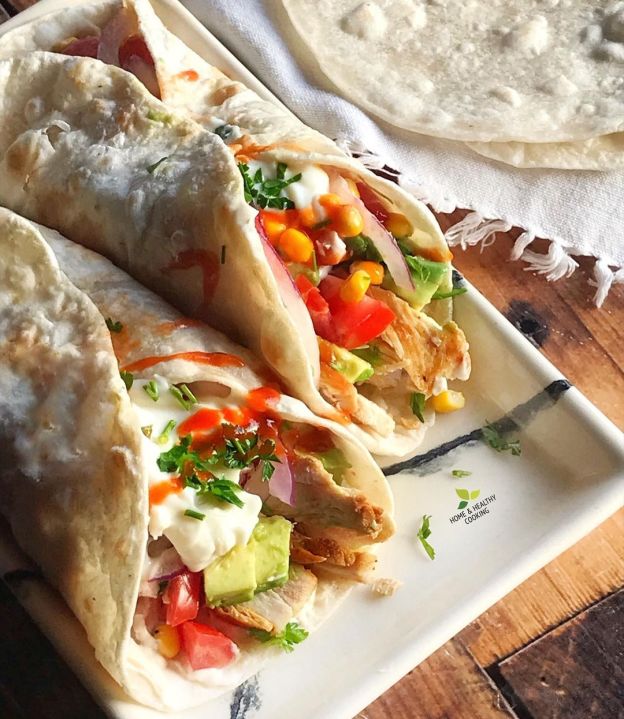 Tacos con tortilla casera y mucho picante