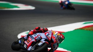 Di Giannantonio sorprendió con su pole en MotoGP