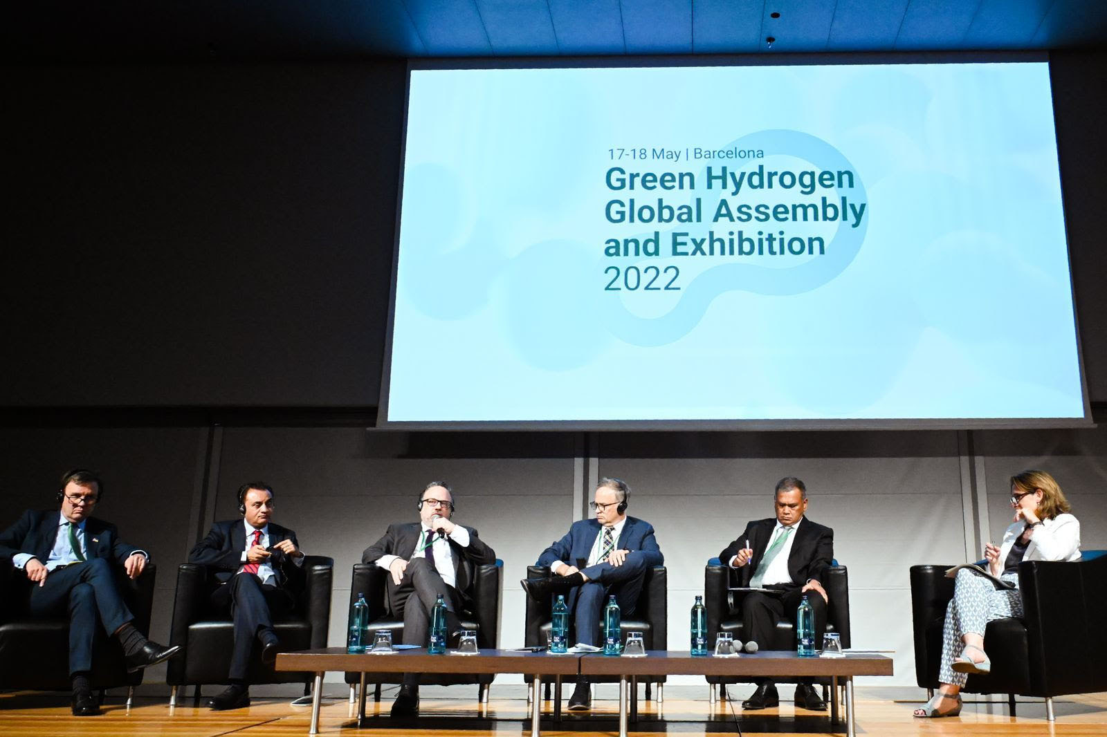 A través de Kulfas, Argentina expuso en España su potencial para el desarrollo del hidrógeno.