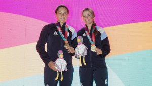 La abanderada Moyano logró tres medallas de oro en Rosario