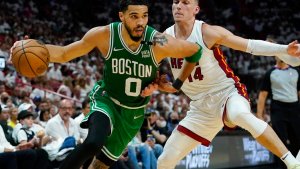 NBA: Boston vapuleó a Miami y empató la final de la Conferencia Este