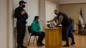 «Pensé que no le había hecho nada», dijo el joven acusado del crimen de su hermano en Jacobacci